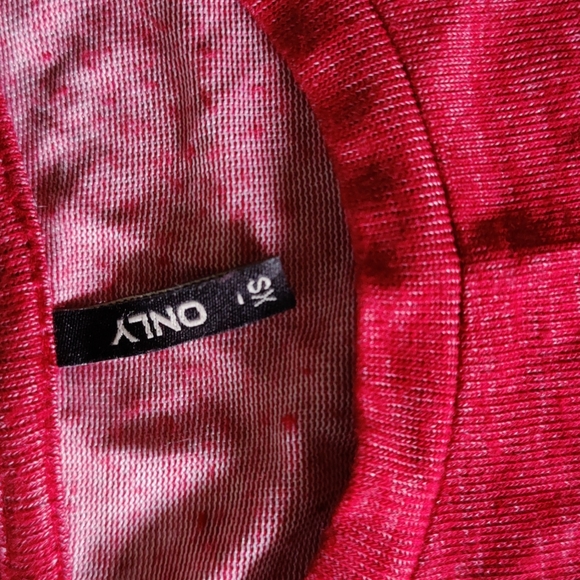 Top - Picture 3 of 3